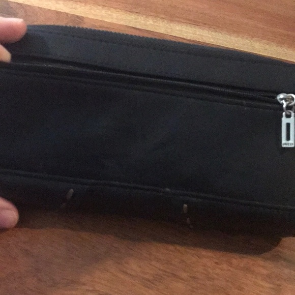 Guess wallet - Picture 3 of 8